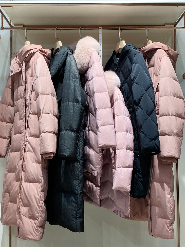 凯诗依20新款品牌折扣女装西树影黛羽绒服走份批发杭州四季青货源