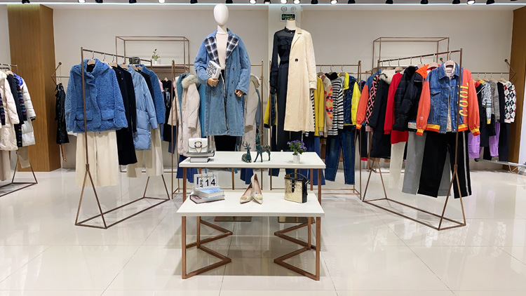 艾利欧20冬品牌折扣女装商场专柜撤柜尾货清仓实体店直播热卖货源