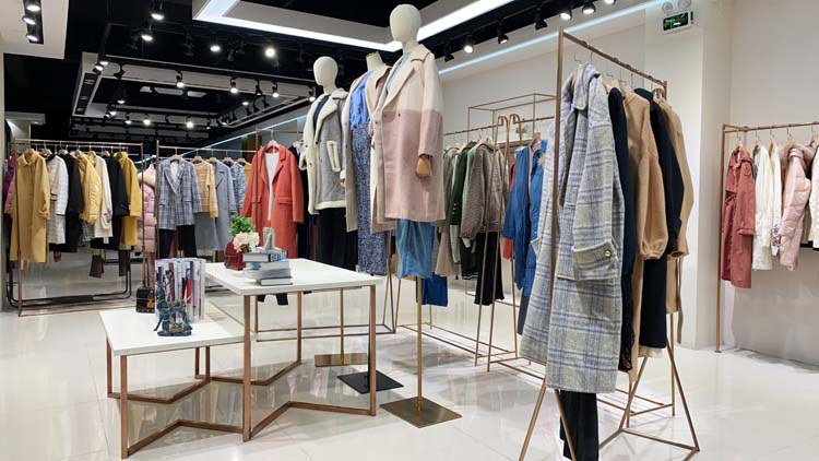 欧莎20冬品牌折扣女装 直播货源 剪标女装专柜库存走份批发