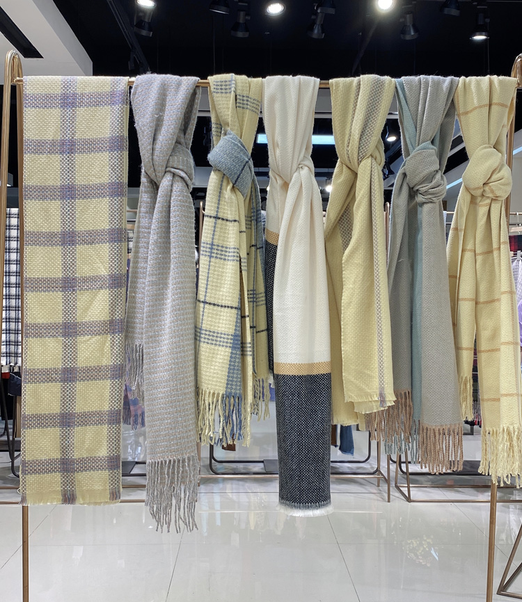 羊绒围巾20冬品牌折扣女装尾货清仓走份批发实体店直播一手货源